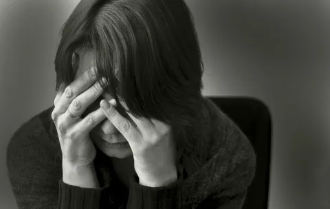 Depresyona Giren Birine Nasıl Destek Olunur?