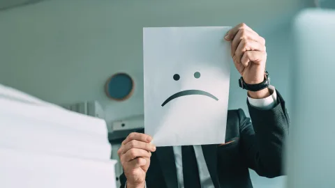 Negatif Düşünce Döngüsünden Nasıl Çıkılır?