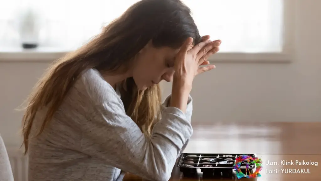 Anksiyete bozukluğu nedir? Kaygı ve stresle başa çıkma yolları.
